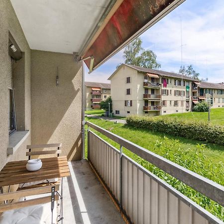 Affordable Comfort In Zurich Appartement Buitenkant foto